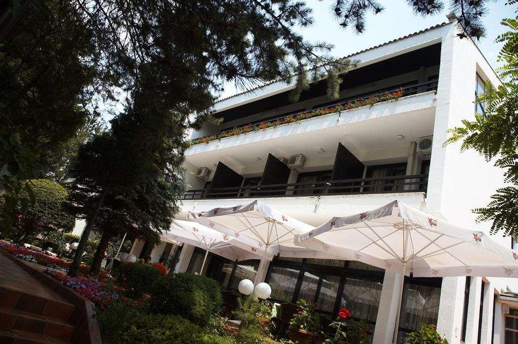 Hotel Pela Ohrid Exterior foto