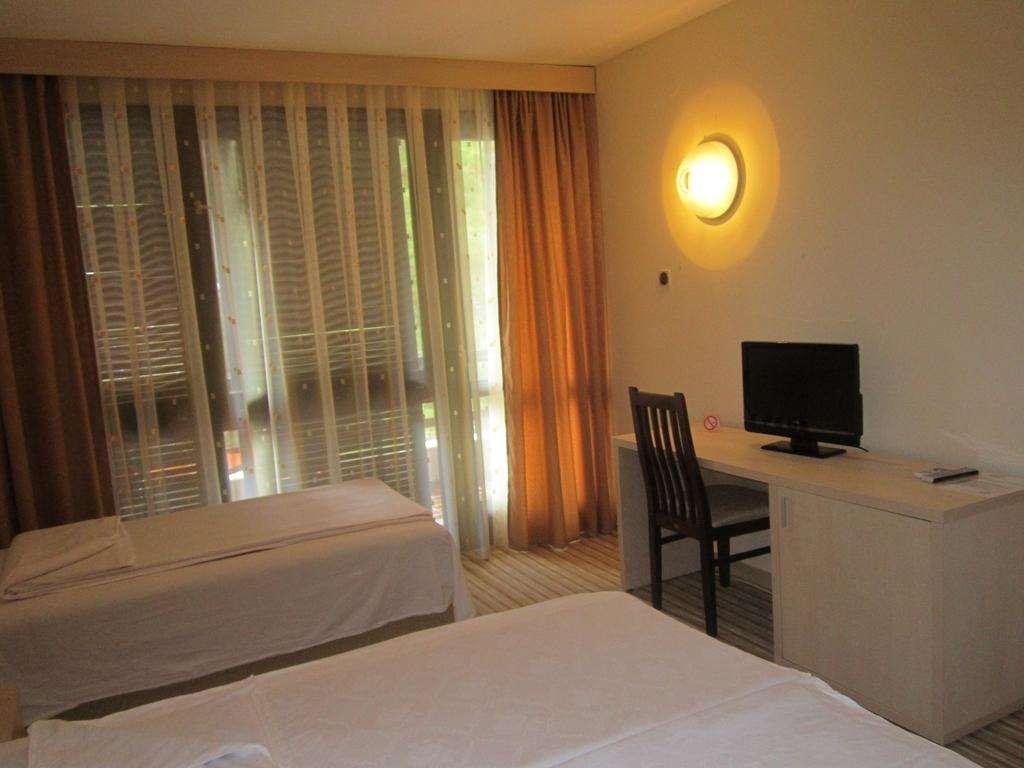 Hotel Pela Ohrid Quarto foto